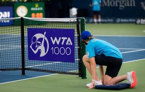 Apa yang disebut turnamen tenis WTA?